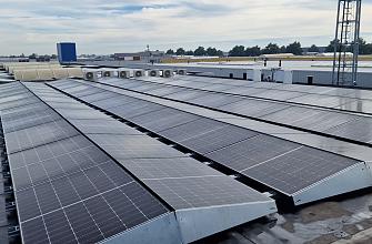 Zonnepanelen bij PWA BV